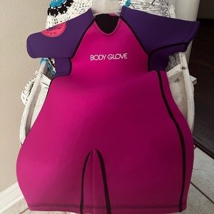 Body Glove Childs Springsuit. Lg .NWT